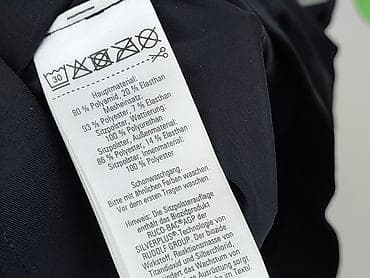pull and bear swetry: Szorty dla mężczyzn, rozmiar S — 4