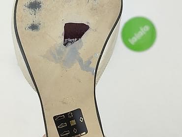 kapcie vs: Półbuty damskie, rozmiar 37.5 — 5