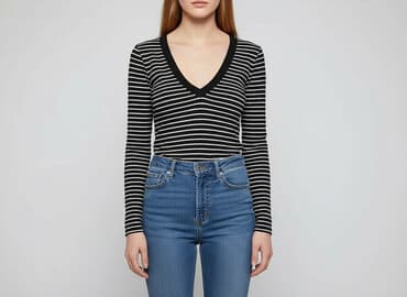 czarne bluzki dekolt v: Bluzka damska, rozmiar S — 6