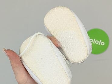 jak wyczyscic biale klapki: Sport shoes 19, Used — 4