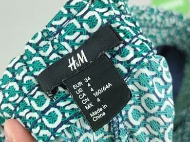 krótkie spodenki i nogi z cellulitem: H&M, Szorty damskie, rozmiar XS — 4