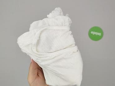 Жіночий одяг: Bershka, Жіноча блуза, розмір M — 6
