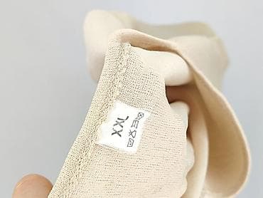 pull and bear sweter: Women`s T-shirt, size 2XL — 5