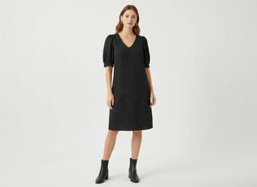 sukienki z dekoltem: Women`s dress, size S — 1