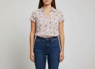 modne bluzki na wiosnę: Bluzka damska, rozmiar 2XL — 1