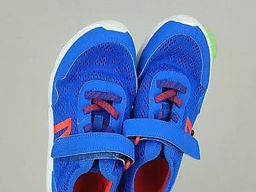 pull bear botki: Buty sportowe Decathlon, 34, Używany — 6