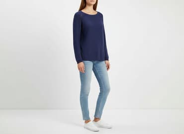 sweter z bufiastymi rękawami: Sweter damski, rozmiar M — 5