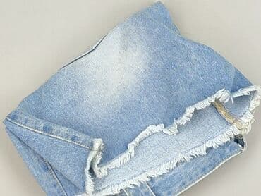 buty new age: Shorts for women, size S — 6