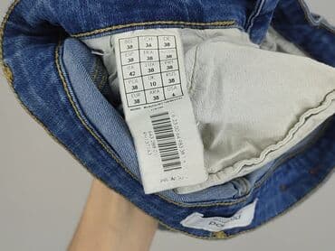 krótkie spodenki i nogi z cellulitem: Promod, Szorty damskie, M — 6