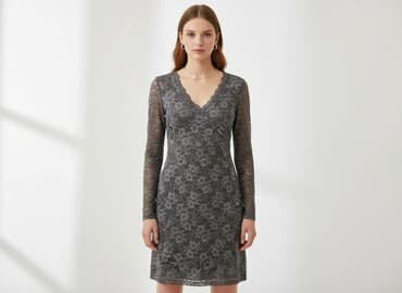 sukienka z dekoltem w serek h m: H&M, Women`s dress, size S — 1