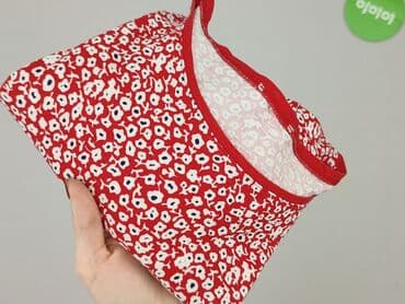 czerwona bluzka z dekoltem v: Футболка жіноча, розмір S — 4