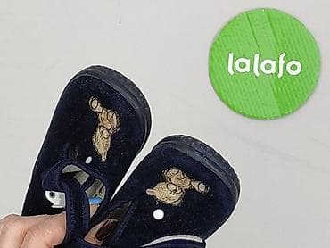 pantofi slip on: Kapcie 22, Używany — 6