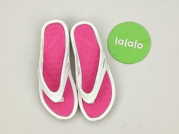 prada jeansy: Klapki 36, Używany — 2