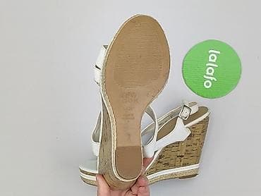 hermes biale klapki: New Look, Sandały damskie, rozmiar 38 — 4