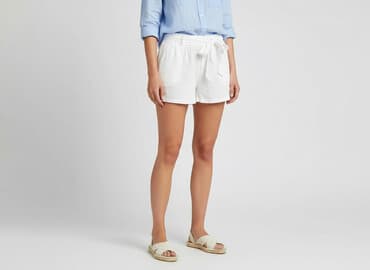 białe spodenki damskie: Szorty damskie, rozmiar One size — 6