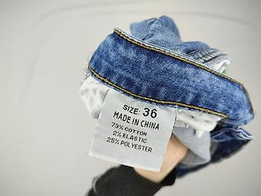 levis t shirt basic: Джинси жіночі, розмір S — 4