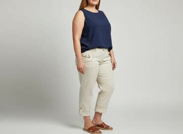 kremowe jeansy damskie: Spodnie 3/4 damskie, rozmiar 5XL — 7