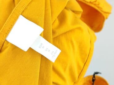 aplikacje z ubraniami: Bluzka damska, rozmiar M — 4