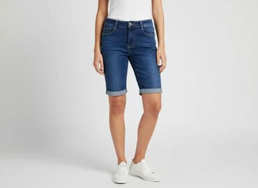 krótkie spodenki bermudy: Szorty damskie, rozmiar S — 1