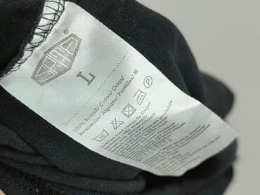 spencer t shirt: T-shirt for men, size L — 4