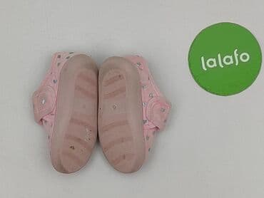 kurtka coca cola: Kapcie 23, Używany — 3