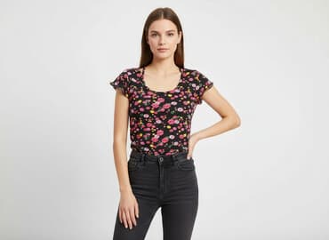 fb sister t shirty: FB Sister, T-shirt damski, rozmiar S — 1