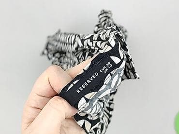 trapezowe bluzki: Bluzka damska, rozmiar M — 4