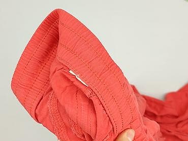 pull and bear shorts: Material trousers for women, size M — 5