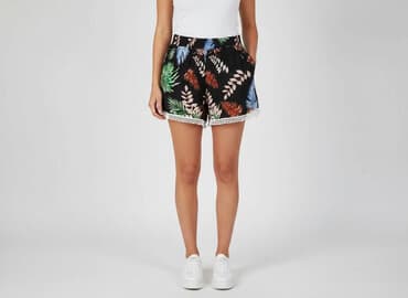 krótkie spodenki w panterke: Szorty damskie, rozmiar S — 5