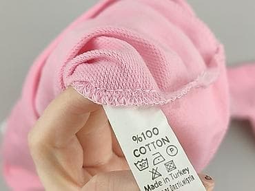 Sweatshirts and fleeces: Women`s sweatshirt, size L — 4