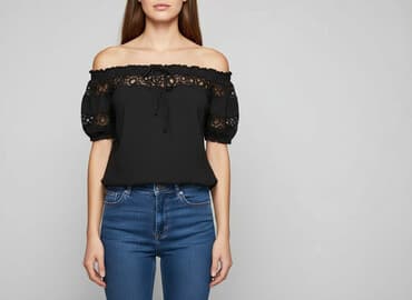 bluzki z opadającymi ramionami: Women's blouse, size M — 1