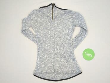 c and a sweter: Women`s sweater, size S — 3