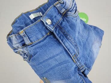 stradivarius spodnie z eko skory: Spodnie jeansowe, 4-5 lat, 104/110, stan - Bardzo dobry — 5
