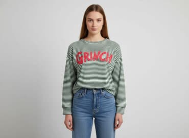 kapcie grinch h m: Women`s T-shirt, size M — 1