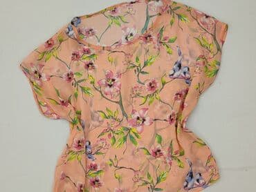 bluzka damska z kwiatem: Bluzka damska, rozmiar One size — 1