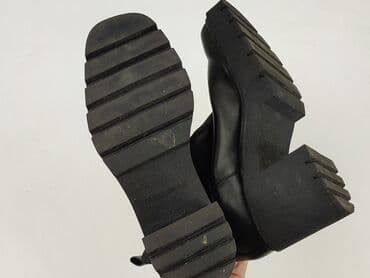 kapcie biedronka ugg: PULL&BEAR, Botki damskie, 40 — 4