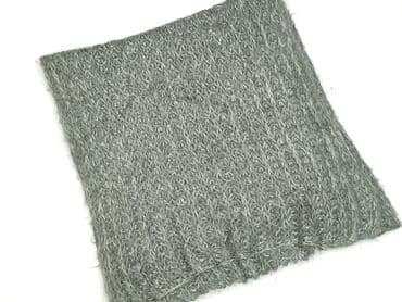 c a torba: Scarf, Female, condition - Perfect — 1