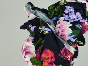 Kobiety: Stradivarius, Szorty damskie, M — 4