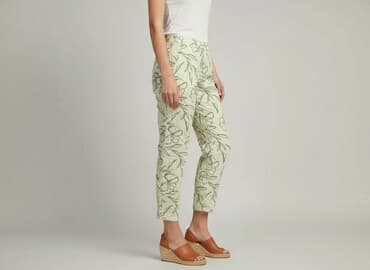 krótkie spodenki z szerokimi nogawkami: Spodnie materiałowe damskie, rozmiar S — 6