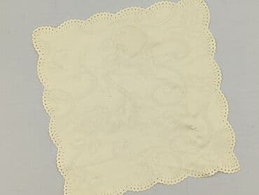PL - Napkin 31 x 31, color - Yellow, condition - Very good