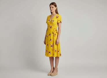 Women`s dress, size S