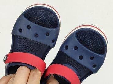 sandały zakryte palce i pięta: Босоніжки Crocs, 15 і менше, Б/в на lalafo.pl — 6 sandały zakryte palce i pięta: Босоніжки Crocs, 15 і менше, Б/в — 6