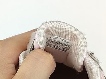 pull bear buty: Buty sportowe Reebok, 22, Używany — 5