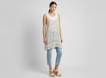 sukienki z koronkowymi rękawami: Sukienka damska, rozmiar S — 1