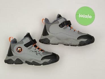 ccc kozaki beżowe: Sneakersy dla mężczyzn, 39 — 2