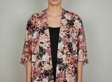 szyfonowa narzutka: Boohoo, Narzutka damska, rozmiar S — 6