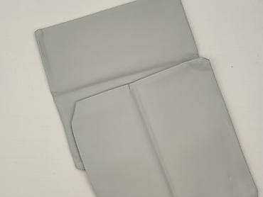 butelka: Pokrowiec, 39 x 39, kolor - Szary, stan - Idealny — 1