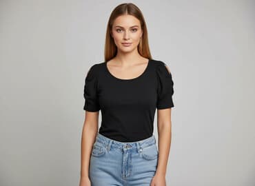 czarne t shirty damskie w serek: T-shirt damski, rozmiar S — 6