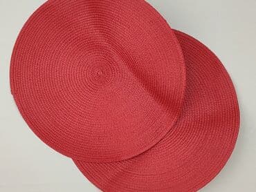 PL - Napkin 40 x 40, color - Red, condition - Perfect