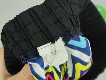 krótkie spodenki z lajkry: Szorty damskie, rozmiar M — 4